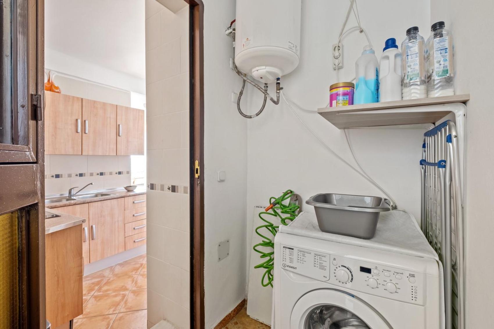Apartamento Frente A La Playa Malaga Bagian luar foto